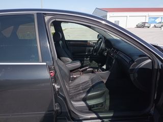 Audi A6 2000 2.5 TDI-thumb-3
