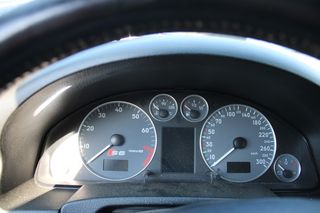 Audi A6 1998-thumb-5