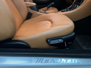 Maserati 4200 2002 GT-thumb-27