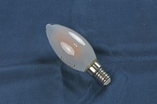 Λάμπα LED E14 4,5W 2700K(Θερμό Φώς)
