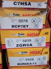 ΜΠΟΥΖΙ NGK ZGR5A