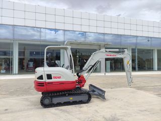 Εκσκαφέας Με Ερπύστριες Takeuchi 2025 TB240 Canopy-thumb-2