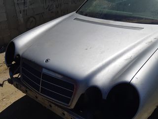 Καπο w210  MERCEDES πρωτη γενιά 