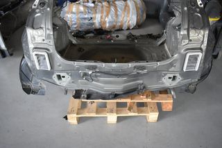 Toyota Yaris 2020-2023 πίσω μπάντα