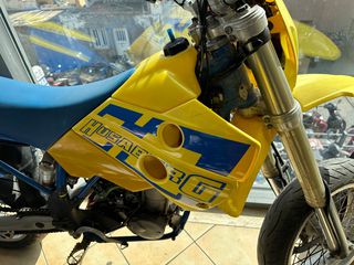 Husaberg FS 650 2004-thumb-1