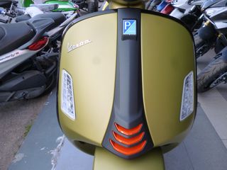 Vespa GTS 125 2026 SUPERSPORT MY26 + Accessories Pack !!!!-thumb-7
