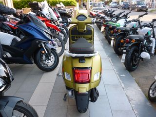 Vespa GTS 125 2026 SUPERSPORT MY26 + Accessories Pack !!!!-thumb-5