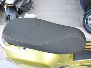 Vespa GTS 125 2026 SUPERSPORT MY26 + Accessories Pack !!!!-thumb-11