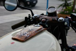 Suzuki GS 750 1977 D-thumb-10