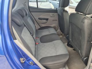Kia Picanto 2005-thumb-12
