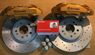  Κιτ Brembo 4 πίστονο 330x32mm Golf 5 , 6 , 7/ Scirocco mk2 / Audi Α3 / Α4 b6 , b7 / Q2 , Q3 / TT mk2 / Skoda