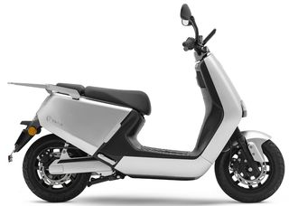 Yadea Electric Scooter 2026 G5S-thumb-1