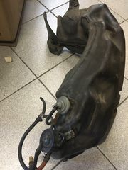 ΤΕΠΟΖΙΤΟ κομπλε με τρόμπα για VESPA GT 200 ΚΩΔ.654567