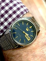 SEIKO 5 automatic vintage 1970s-thumb-1