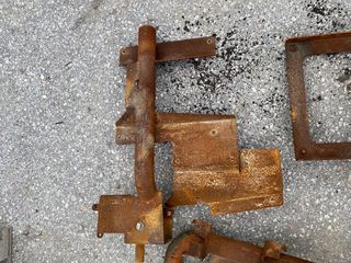 Βασεις φτερων μπροστινου αξονα MAN TGX -thumb-3