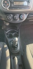 Toyota Yaris 2013-thumb-8