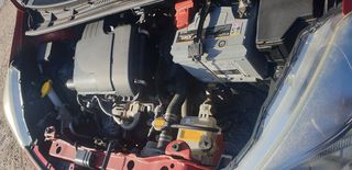 Toyota Yaris 2013-thumb-11
