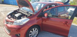 Toyota Yaris 2013-thumb-13