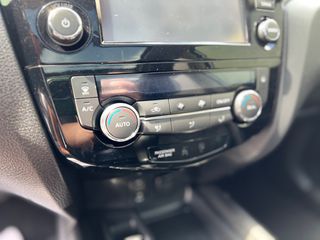Nissan X-Trail 2017 1.6 dCi Tekna  panorama-thumb-25