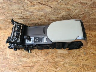 RANGE ROVER VELAR ΧΕΙΡΙΣΤΗΡΙΑ ΚΛΙΜΑΤΙΣΜΟΥ-thumb-2