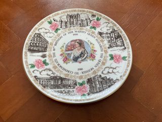 Συλλεκτικο πιάτο  αγγλιας  Queen Elizabeth Coalport 