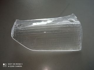 Πλαστικό φανού γωνιακού Toyota Hilux RN30  79-80 αριστερο