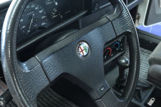 Alfa Romeo Alfa 75 '91