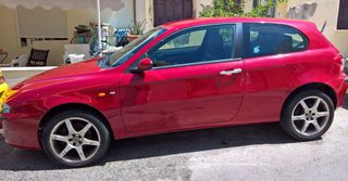 Alfa Romeo Alfa 147 2004-thumb-2