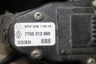 Πετάλι ηλεκτρικού γκαζιού  OPEL VIVARO (2002-2006)  7700313060