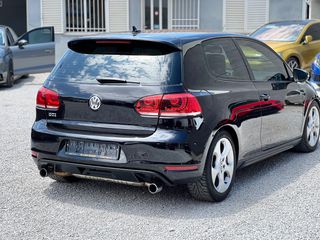 Volkswagen Golf 2010 GTI DSG F1-thumb-5