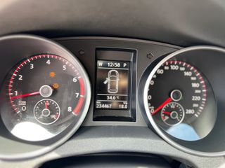Volkswagen Golf 2010 GTI DSG F1-thumb-15