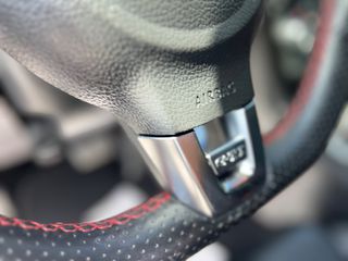 Volkswagen Golf 2010 GTI DSG F1-thumb-19