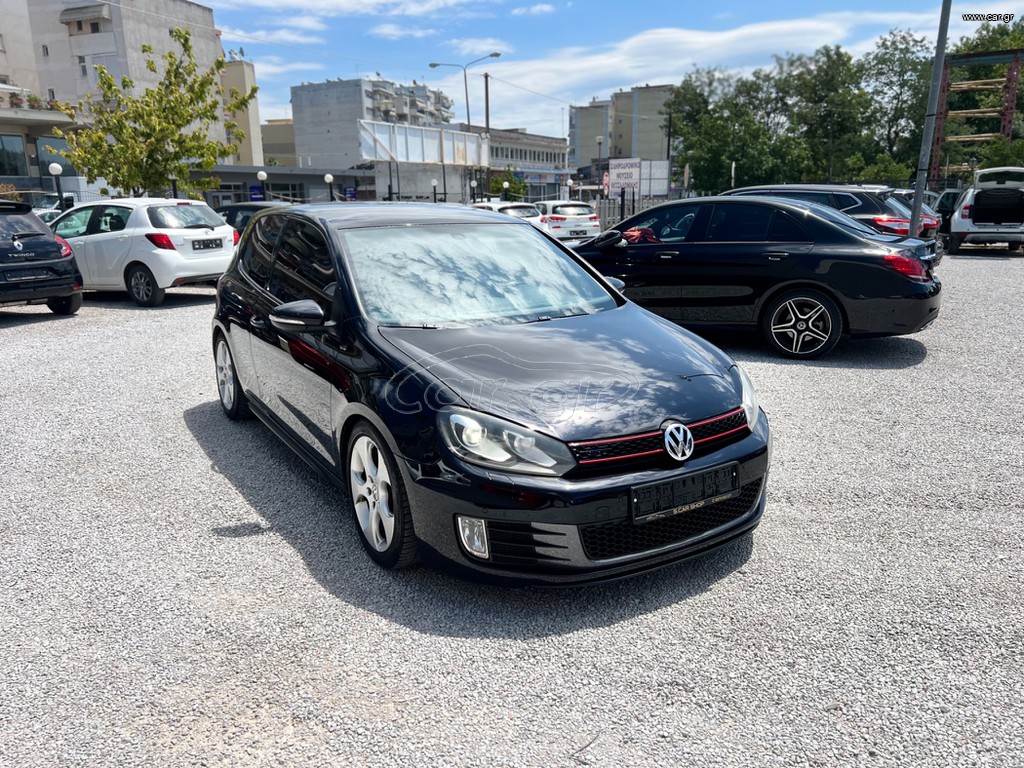 Volkswagen Golf 2010 GTI DSG F1
