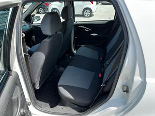 Fiat Punto 2005 1300cc Active!!!-thumb-10