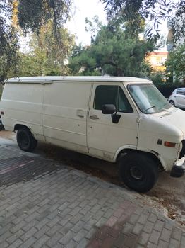 Chevrolet Chevy Van '81 G20