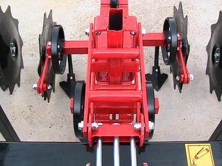 Σκαλιστήρια John Deere 2025 5-thumb-3