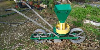 Φυτευτική μηχανή κρεμμυδιού-σκόρδου SLR-1/1 VAS