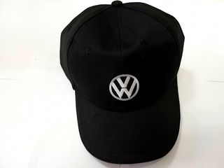 Καπέλο με κέντημα VW με ρυθμιζόμενο λουράκι