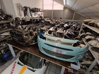PEUGEOT 208 2012-2015-thumb-2