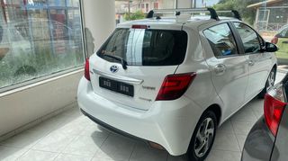 Toyota Yaris 2016-thumb-6