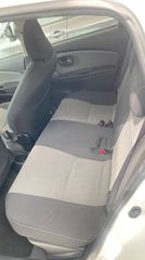 Toyota Yaris 2016-thumb-11