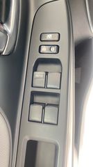 Toyota Yaris 2016-thumb-14
