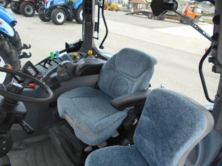 Τρακτέρ New Holland 2007 t6010plus-thumb-16