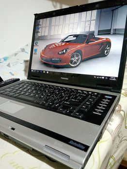 TOSHIBA SAT M70 με WINDOWS 7 3GB/ 500GB άριστο