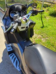 Aprilia SRV 850 2013-thumb-10