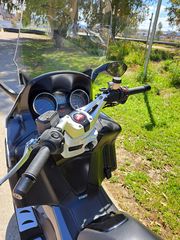 Aprilia SRV 850 2013-thumb-11