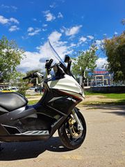 Aprilia SRV 850 2013-thumb-22