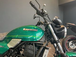 Kawasaki Z 650 '23 RS 68PS Candy Emerald Green ETOIMOΠΑΡΑΔΟΤΟ!