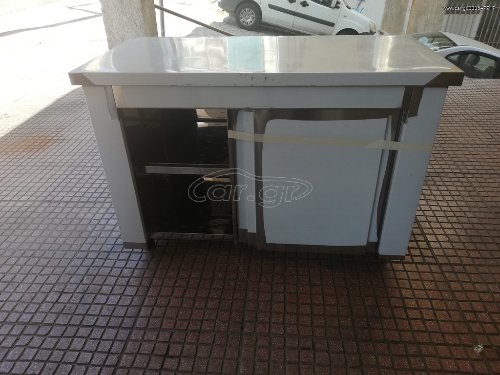 ΕΙΔΙΚΗ ΠΡΟΣΦΟΡΑ ΜΕΧΡΙ ΕΞΑΝΤΛΗΣΗ ΑΠΟΘΕΜΑΤΩΝ.ΕΡΜΑΡΙΟ ΜΕ ΣΥΡΟΜΕΝΕΣ ΠΟΡΤΕΣ ΚΑΙ ΕΝΑ ΡΑΦΙ ΣΤΗ ΜΕΣΗ.ΔΙΑΣΤΑΣΕΙΣ 110Χ60Χ85