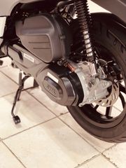 Sym Symphony ST 200i 2026 ΔΙΑΘΕΣΙΜΟ ΜΑΤ ΓΚΡΙ ΛΕΥΚΟ ΓΚΡΙ ΓΥΑΛΙΣΤΕΡΟ ΚΑΙ ΤΙΤΑΝΙΟ-thumb-13
